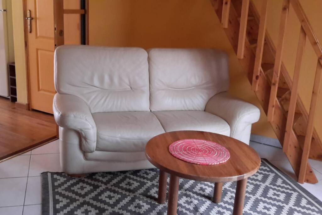 Agreable Dans Petit Village Sud-essonne Apartment